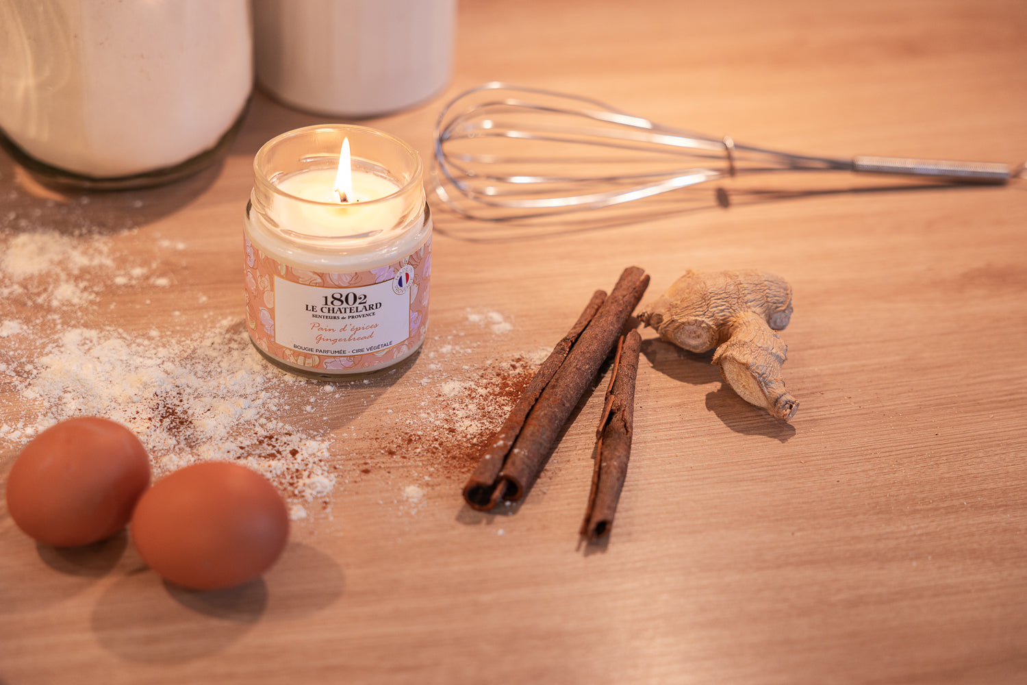 Signature Scented Candle - Gingerbread