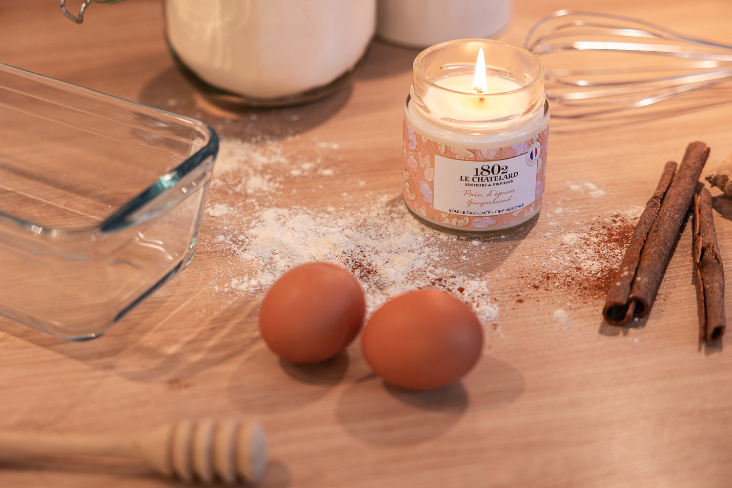 Signature Scented Candle - Gingerbread