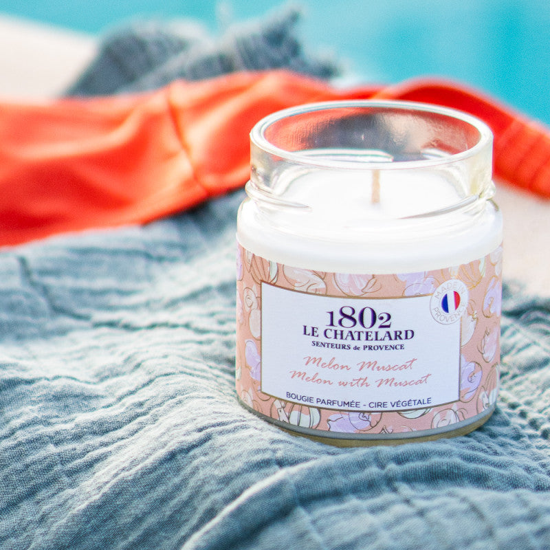 Signature Scented Candle - Melon With Muscat