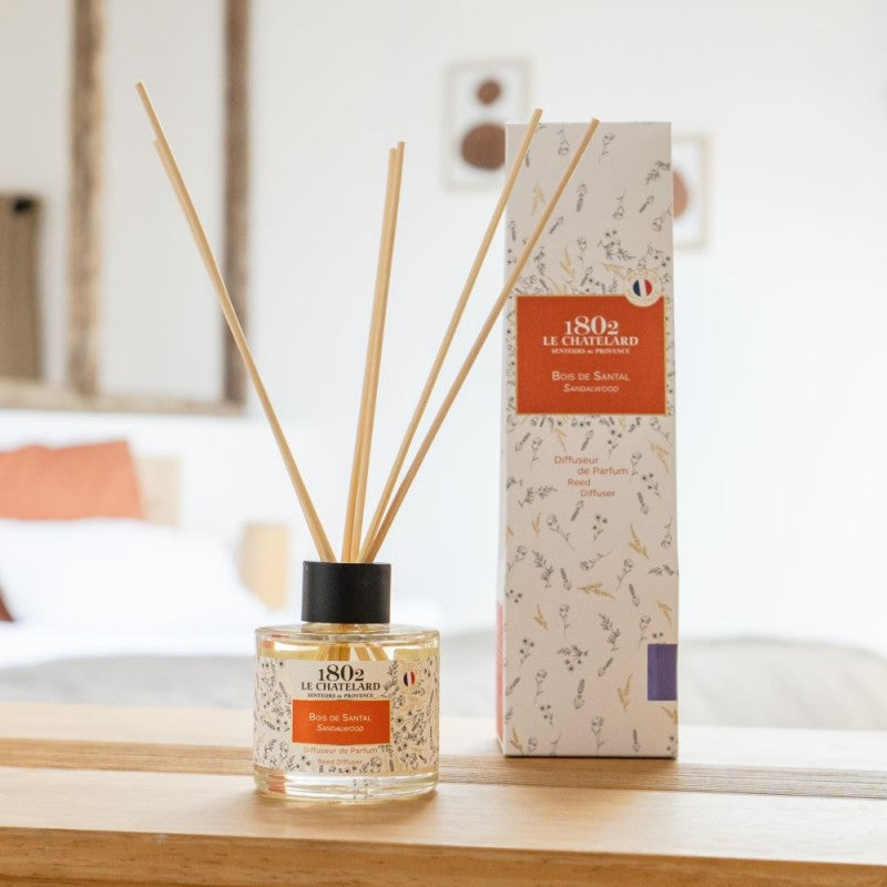 Room Fragrance Reed Diffuser - Sandalwood